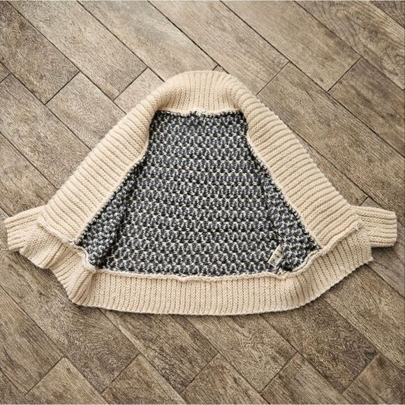 Simply Noelle Cozy Chunky Knit Two-tone Open Front Cardigan Sweater - Picture 6 of 11